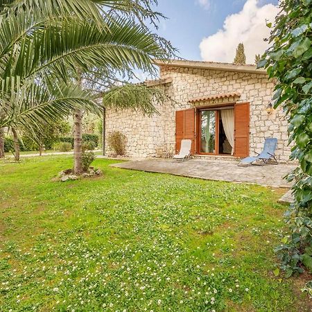 Amazing Home In Saturnia With Wifi Luaran gambar