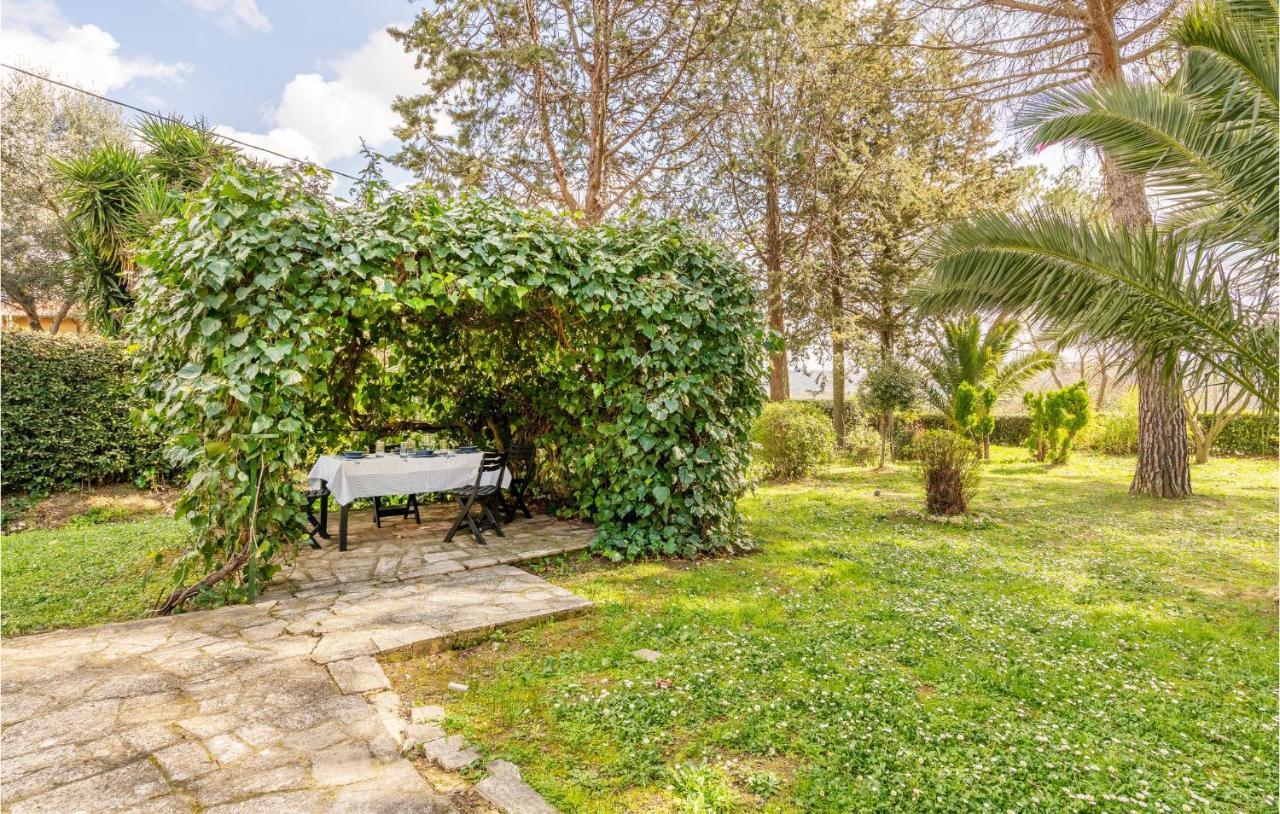 Amazing Home In Saturnia With Wifi Luaran gambar